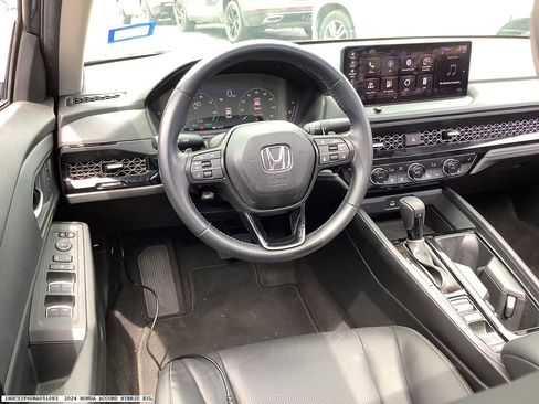 Used 2024 Honda Accord EX-L image 6