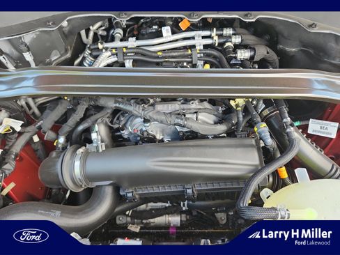 New 2025 Ford Explorer Platinum w/ LUX Leather Package image 22