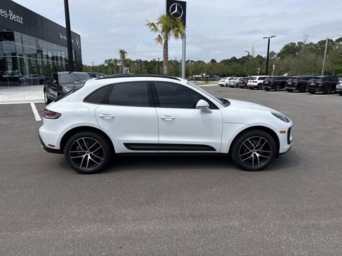 Used 2023 Porsche Macan Turbo AWD/4WD image 2