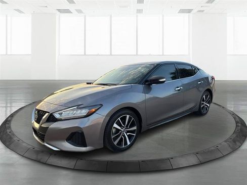 Used 2021 Nissan Maxima 3.5 SV w/ Floor Mat Group FWD image 2