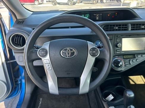 Used 2013 Toyota Prius C Three image 20