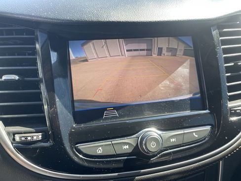 Used 2022 Chevrolet Trax LT w/ Redline Edition image 21