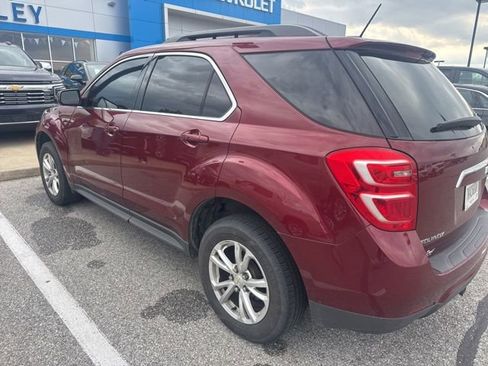 Used 2017 Chevrolet Equinox LT w/ Convenience Package FWD image 4