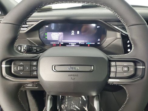 New 2026 Jeep Cherokee Overland w/ Advanced Pro Tech Group AWD/4WD image 23