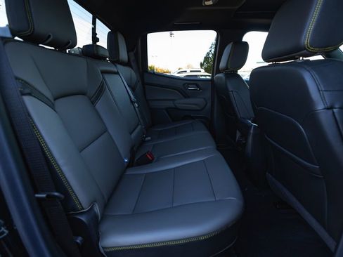 New 2026 Chevrolet Colorado ZR2 w/ Off-Road Front Bumper Package image 37