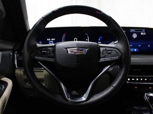 Used 2025 Cadillac CT5 Premium Luxury RWD image 12