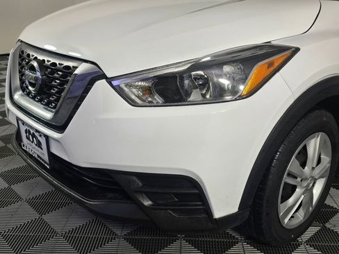 Used 2019 Nissan Kicks S w/ Exterior Package image 10