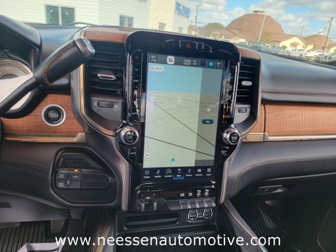 Used 2022 RAM 2500 Limited image 30