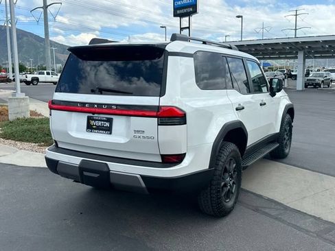 Used 2024 Lexus GX 550 AWD/4WD image 25