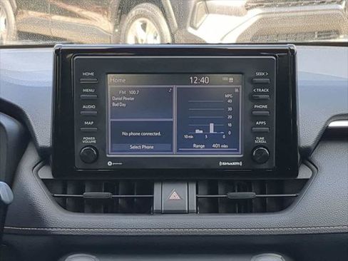 Certified 2022 Toyota RAV4 LE FWD image 17