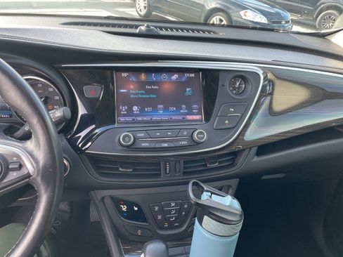 Used 2019 Buick Envision Essence image 12