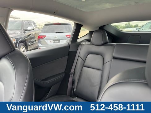 Used 2024 Tesla Model Y Long Range AWD/4WD image 14