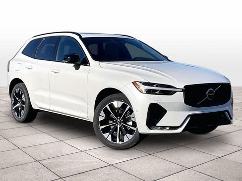 New 2026 Volvo XC60 B5 Plus w/ Protection Package Premier image 2