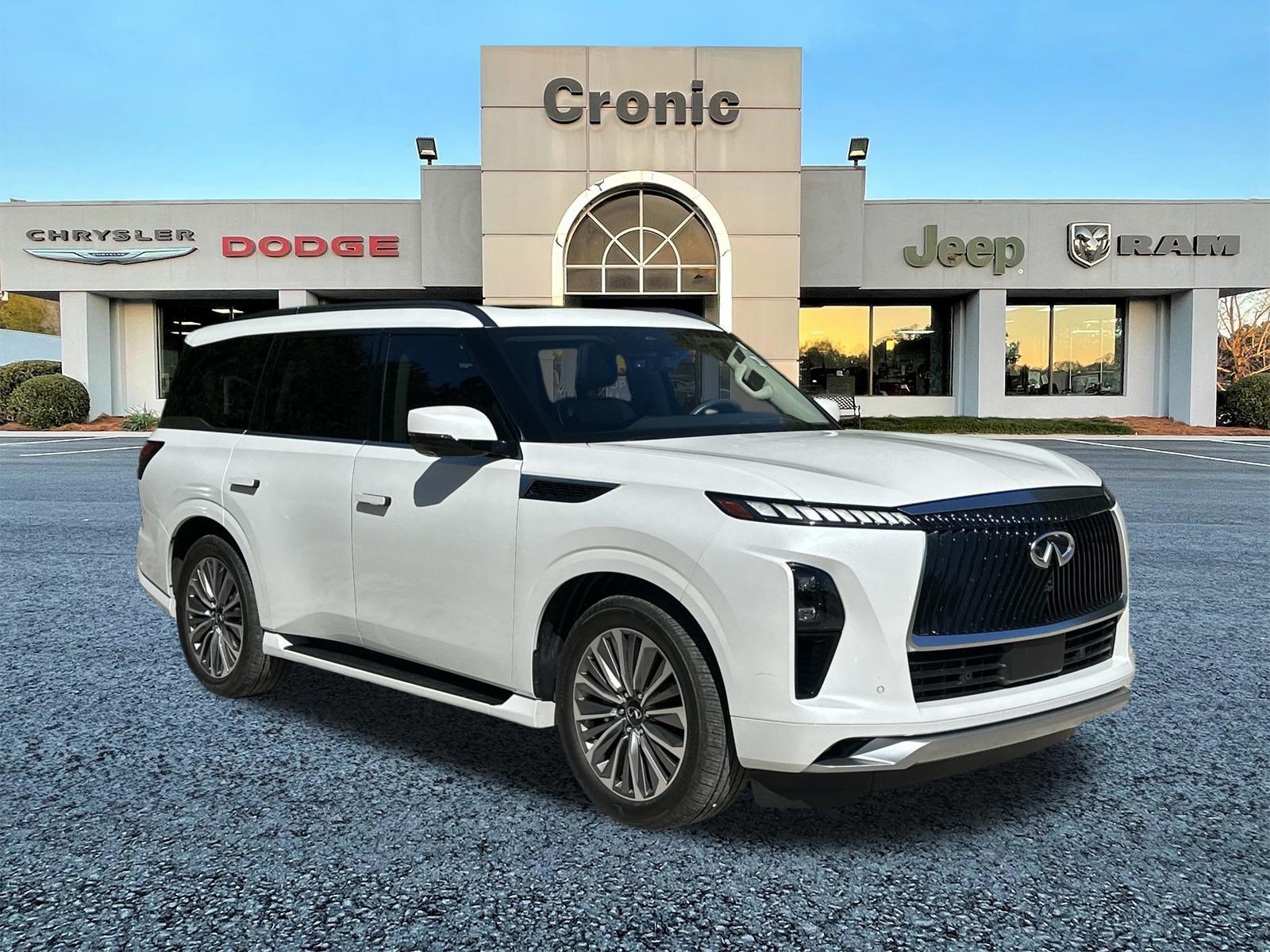 Used 2025 INFINITI QX80 Luxe RWD image 1