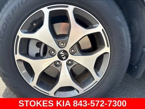 Used 2021 Kia Telluride EX w/ Towing Package FWD image 10