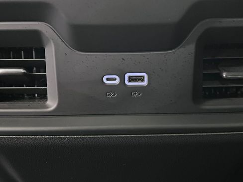 Used 2022 Chevrolet Silverado 1500 LT Trail Boss image 47