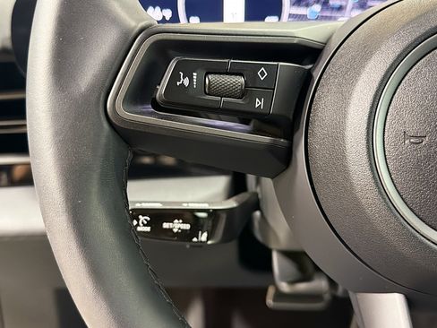 Certified 2025 Porsche Taycan 4 image 35