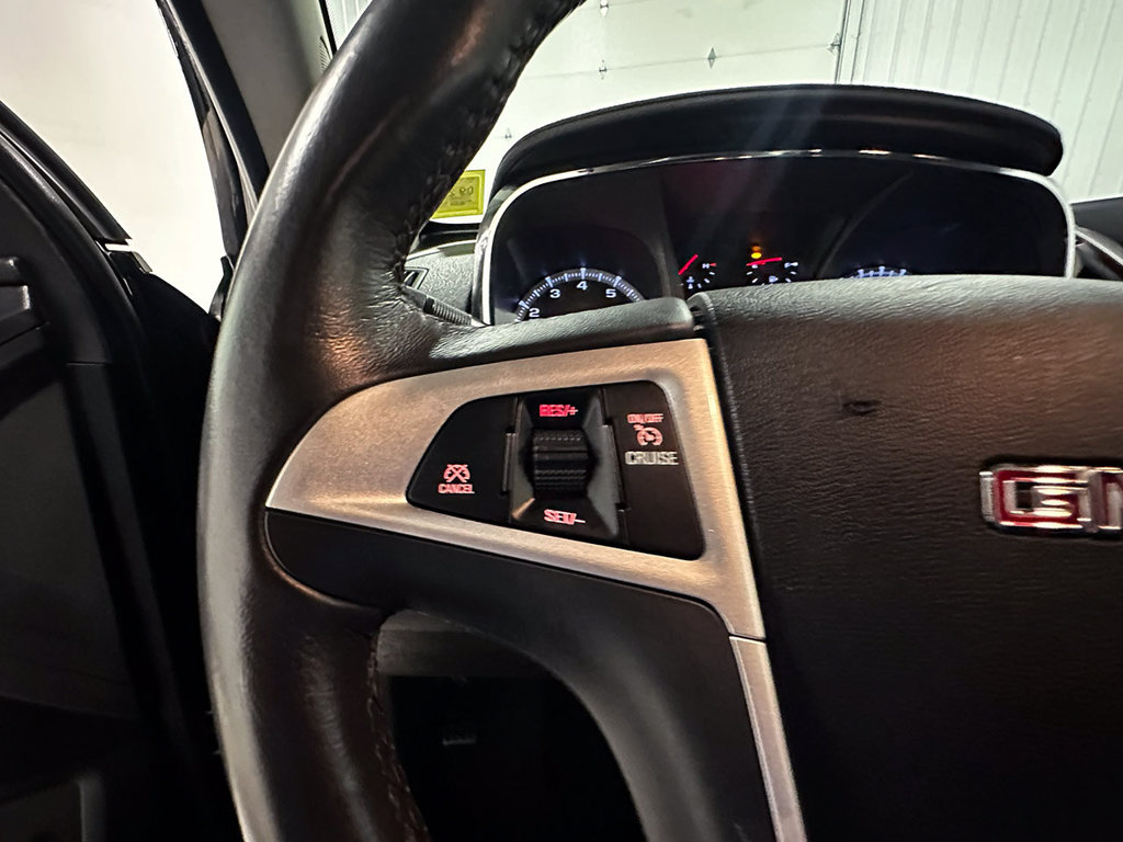 Used 2016 GMC Terrain SLE w/ Chrome Edition AWD/4WD image 32