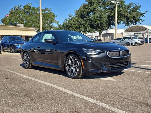 New 2025 BMW 230i Coupe w/ Convenience Package image 2