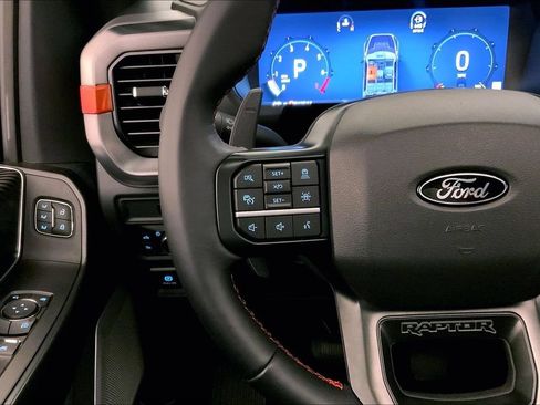 Used 2025 Ford F150 Raptor AWD/4WD image 18