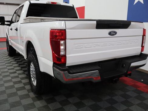 Used 2022 Ford F250 XLT AWD/4WD image 11