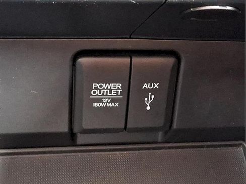 Used 2017 Honda Pilot LX image 23