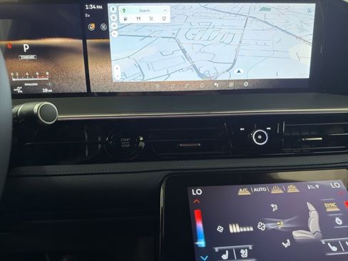 New 2026 INFINITI QX80 4WD image 11