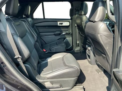 Used 2021 Ford Explorer ST w/ Equipment Group 401A AWD/4WD image 18