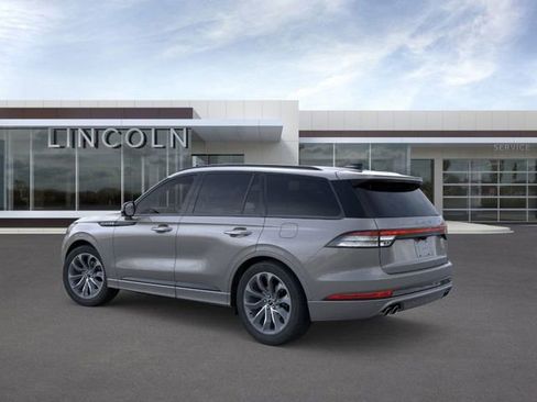 New 2025 Lincoln Aviator Premiere w/ Jet Appearance Package image 4