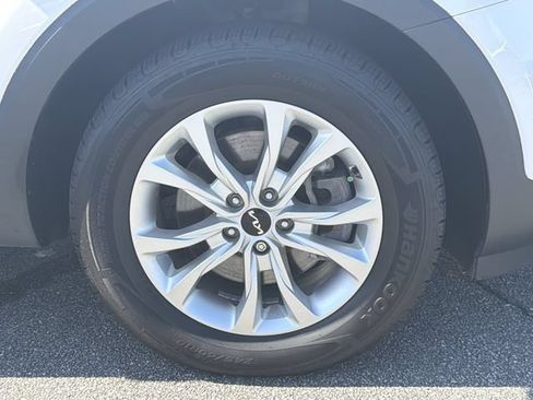 Used 2022 Kia Telluride LX AWD/4WD image 14