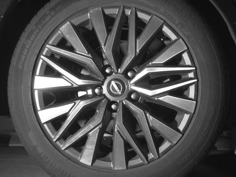 Used 2025 Nissan Altima 2.5 SV FWD image 18