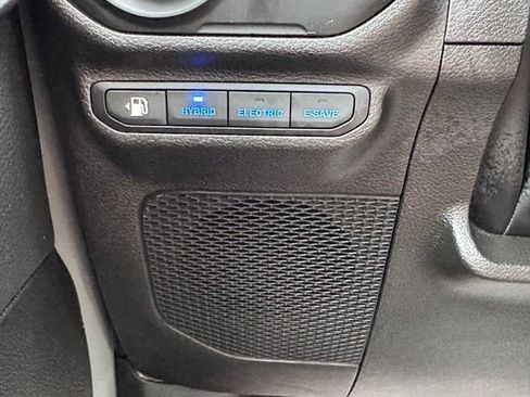 Used 2023 Jeep Wrangler Unlimited Sahara w/ Cold Weather Group AWD/4WD image 20