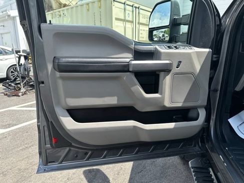 Used 2022 Ford F350 XLT w/ XLT Value Package AWD/4WD image 16