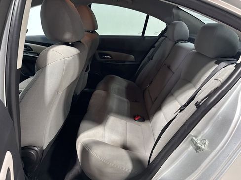 Used 2014 Chevrolet Cruze LT FWD image 24