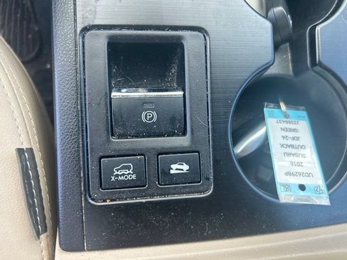 Used 2018 Subaru Outback 2.5i Limited AWD/4WD image 8