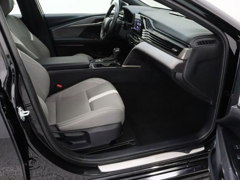 Certified 2025 Toyota Camry SE image 37