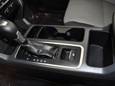 Used 2017 Ford Escape SE w/ Equipment Group 201A AWD/4WD image 30