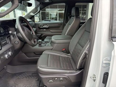 Used 2024 GMC Sierra 1500 AT4X w/ AT4X AEV Edition image 5