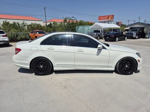 Used 2011 Mercedes-Benz C 300 4MATIC Sedan w/ Multimedia Pkg image 5
