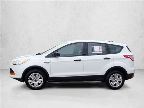 Used 2016 Ford Escape S FWD image 2