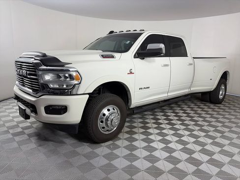 Used 2020 RAM 3500 Laramie AWD/4WD image 3