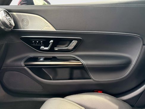 Certified 2022 Mercedes-Benz SL 55 AMG 4MATIC image 18
