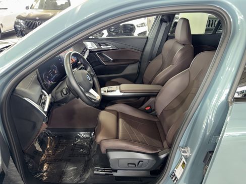 Certified 2025 BMW X2 xDrive28i image 19