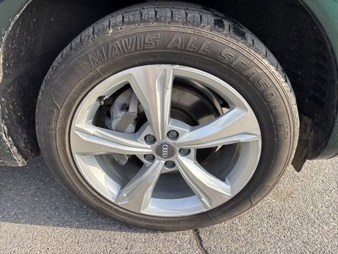 Used 2020 Audi Q5 2.0T Premium w/ Convenience Package AWD/4WD image 25