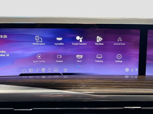 Used 2025 Cadillac Escalade ESV Premium Luxury image 15