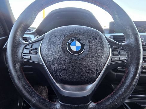 Used 2018 BMW 330i xDrive Sedan w/ Premium Package image 22