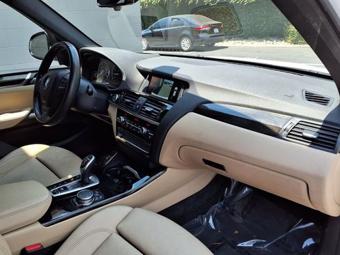 Used 2016 BMW X3 xDrive28i AWD/4WD image 22