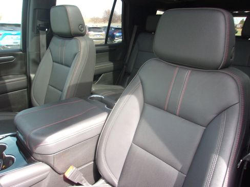 Used 2025 Chevrolet Tahoe RST w/ RST Capability Package image 18