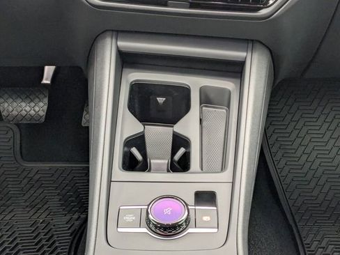 New 2026 Volkswagen Tiguan SE image 23