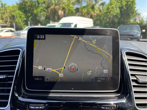Used 2016 Mercedes-Benz GLE 63 AMG 4MATIC image 32